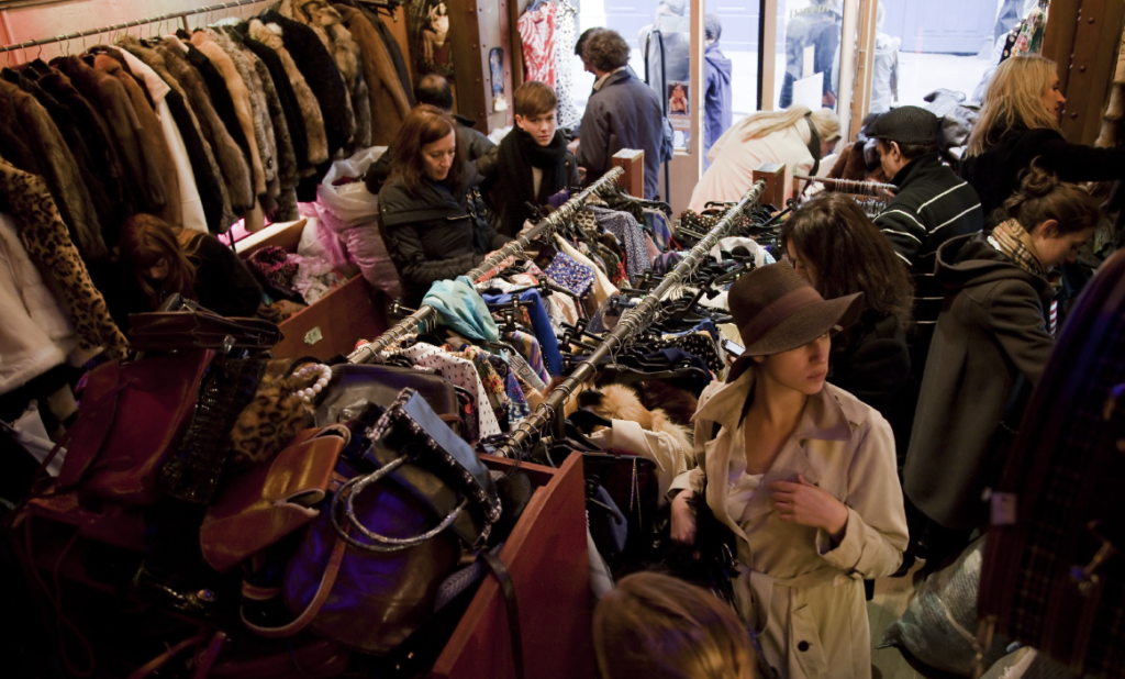 Thrifting Shops Rails Best thrifting and vintage shops in France