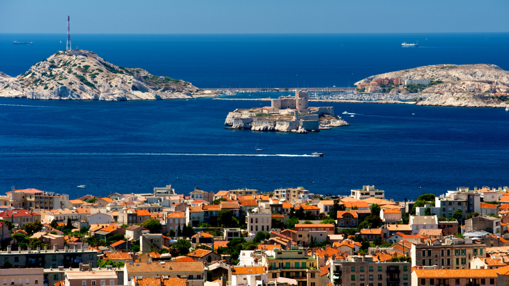 El castillo de If y las islas Frioul vistos desde Marsella