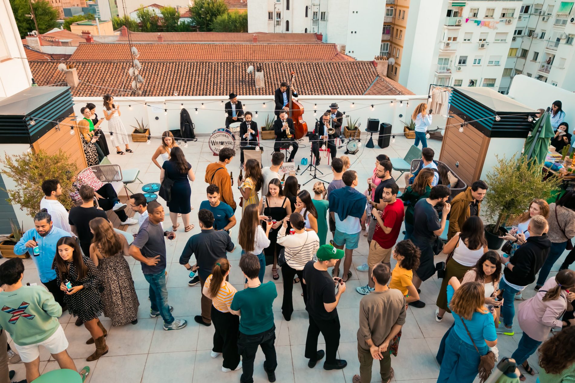 How to Sustain a Happy & Healthy Community   2