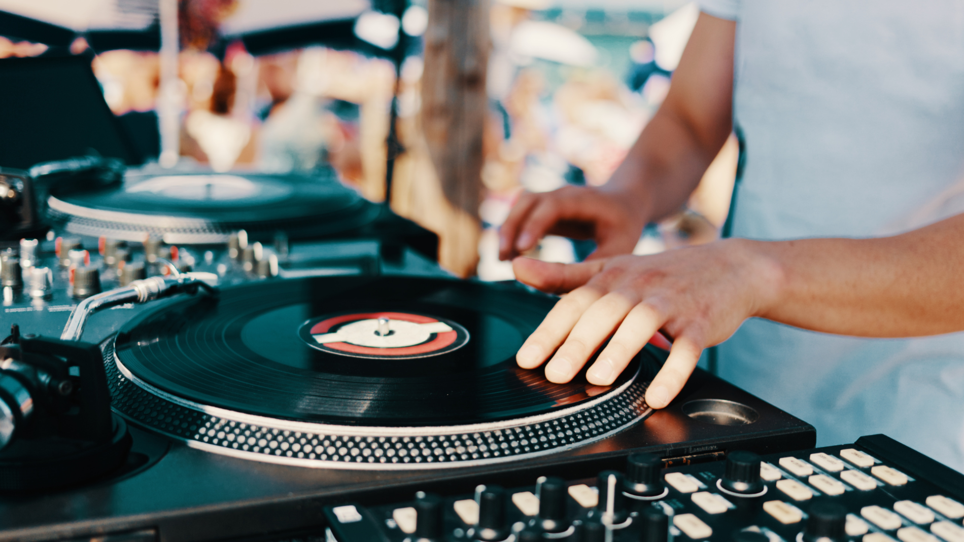 Valencia Clubs: All About the Nightlife in Valencia, Spain