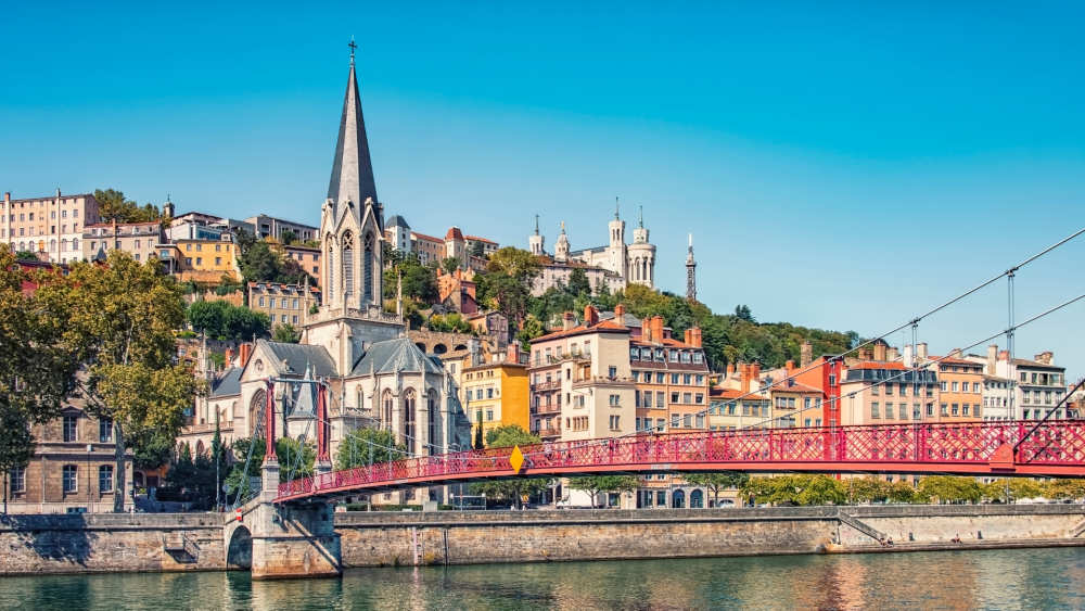 Want to live in France? Here’s your complete guide 12