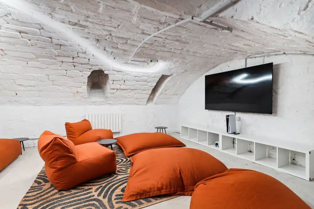 Cinema and lounge room at Urban Campus Lille Saint So' Coliving