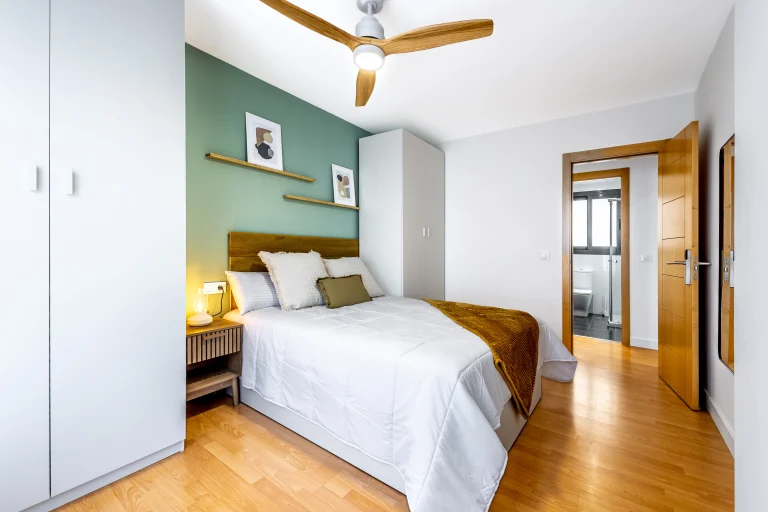 Bedroom with en-suite bathroom at Urban Campus Casajara, Málaga coliving apartment